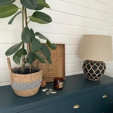 Njut Av Atmosfären I Ett Mysigt Sommarhus * Bøtø By